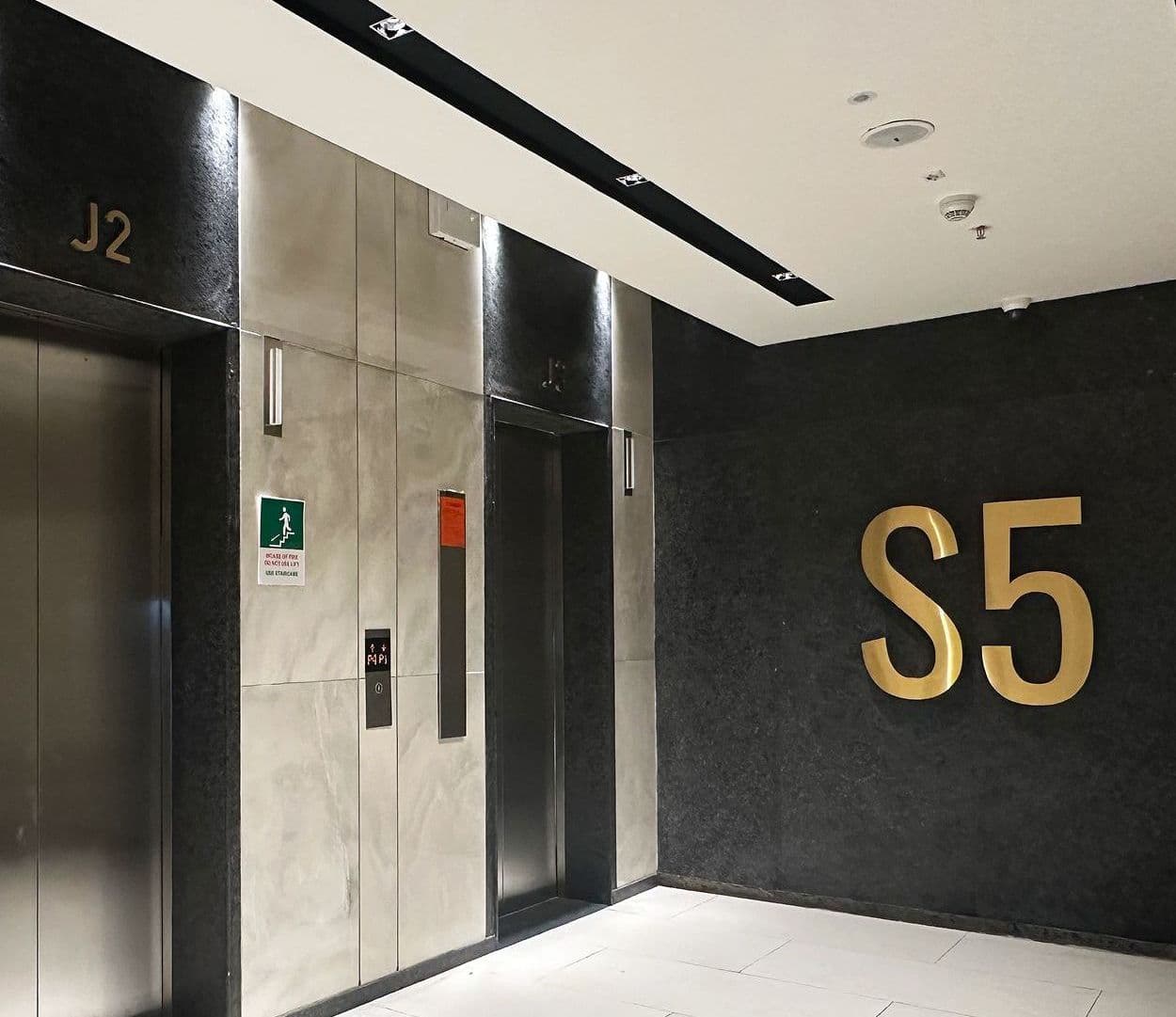 Lift Space Signage