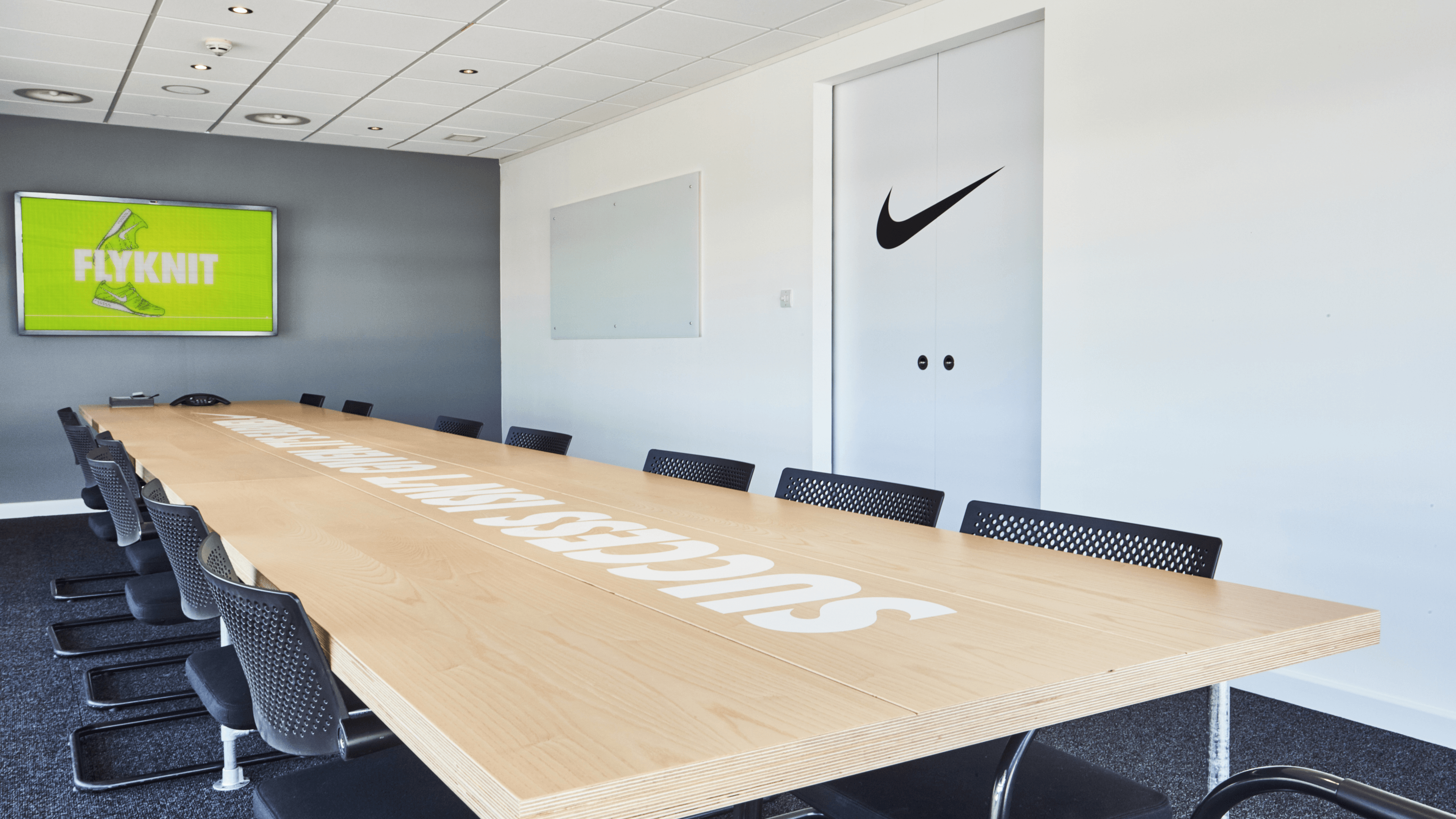 Nike Workspace Meeting Room
