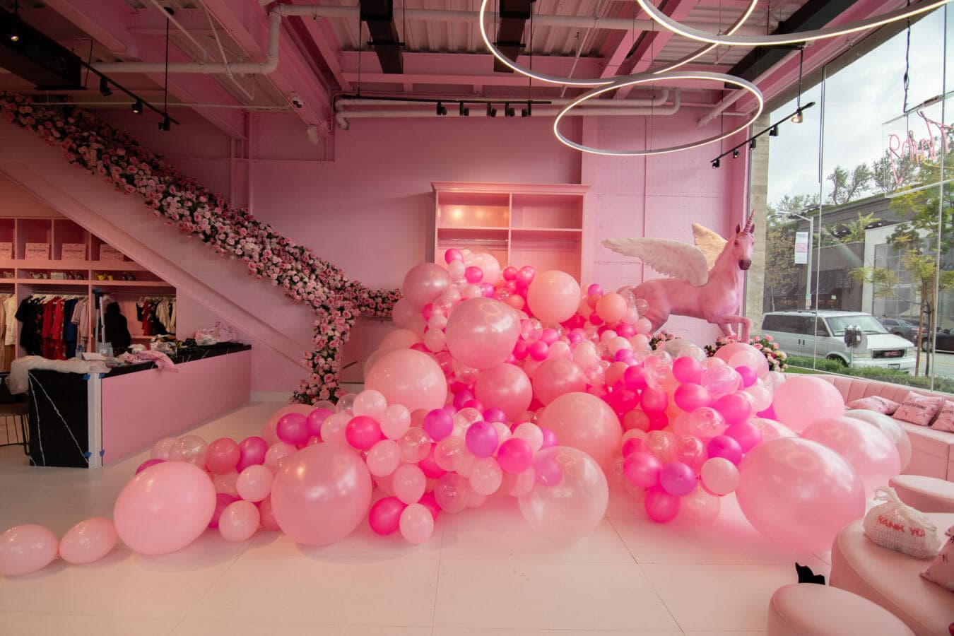 The Rise Of Influencer Focused Stores Where Content Creation Takes Centre Stage — The One Off insights