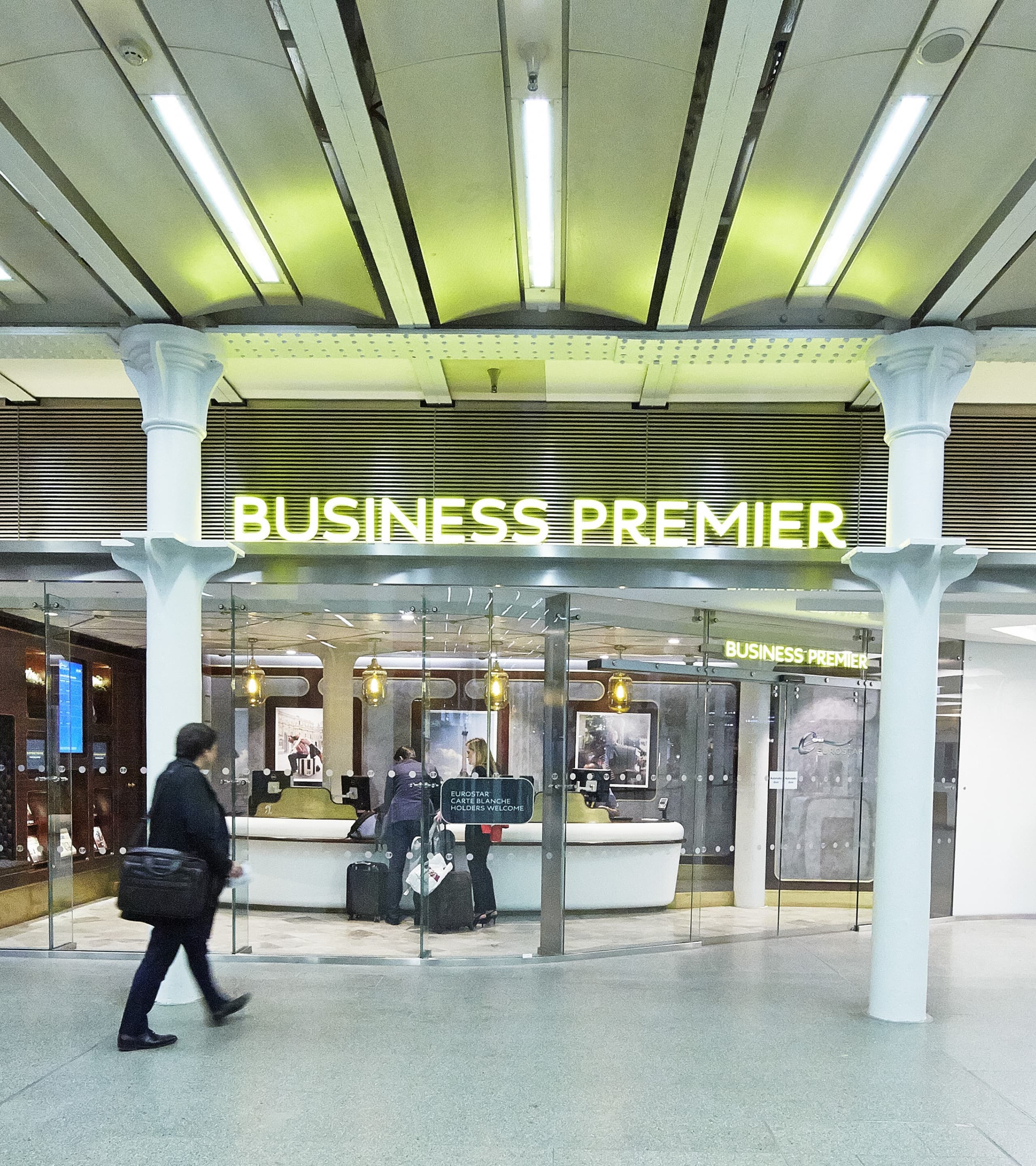 Eurostar ticket office design — The One Off