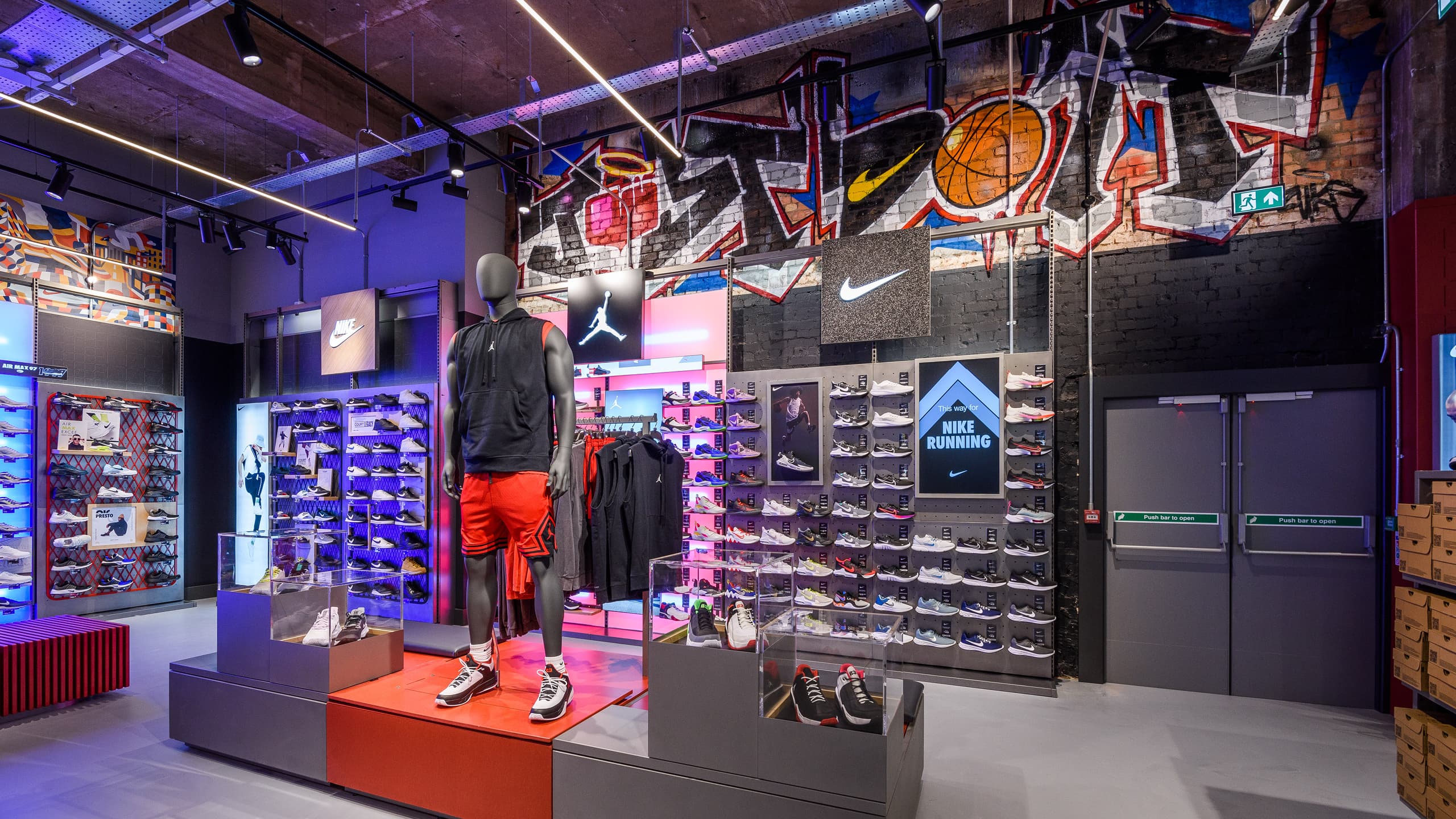 Nike retail activation graphics — The One Off
